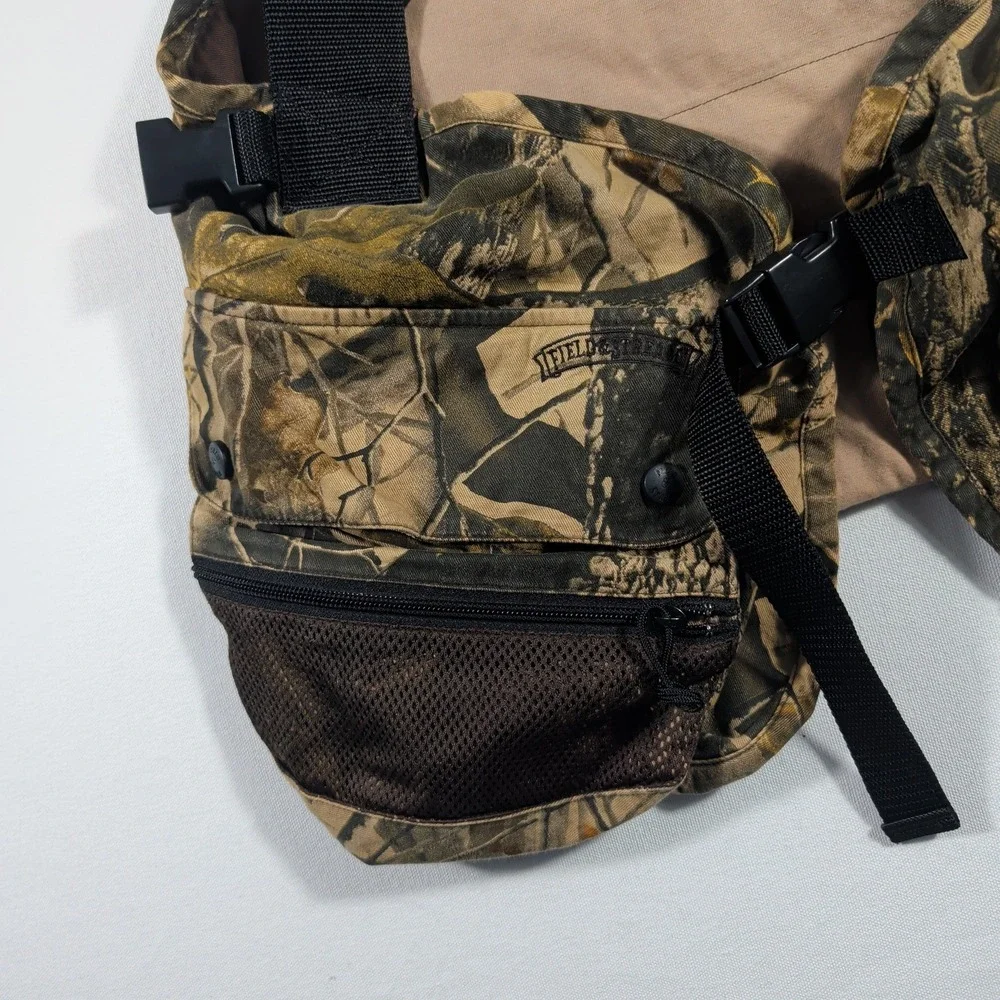 Field & Stream Vest Mens M/L Camo Hunting Realtree Hardwoods Utility Game Bag